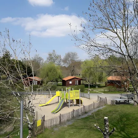 キャンプ場 Bois 6 Domaine Les Epinettes Saint-Gervais