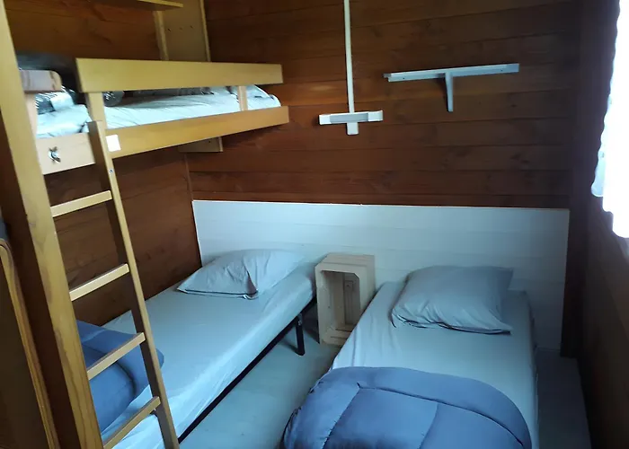 Kamp alanı Bois 6 Domaine Les Epinettes *